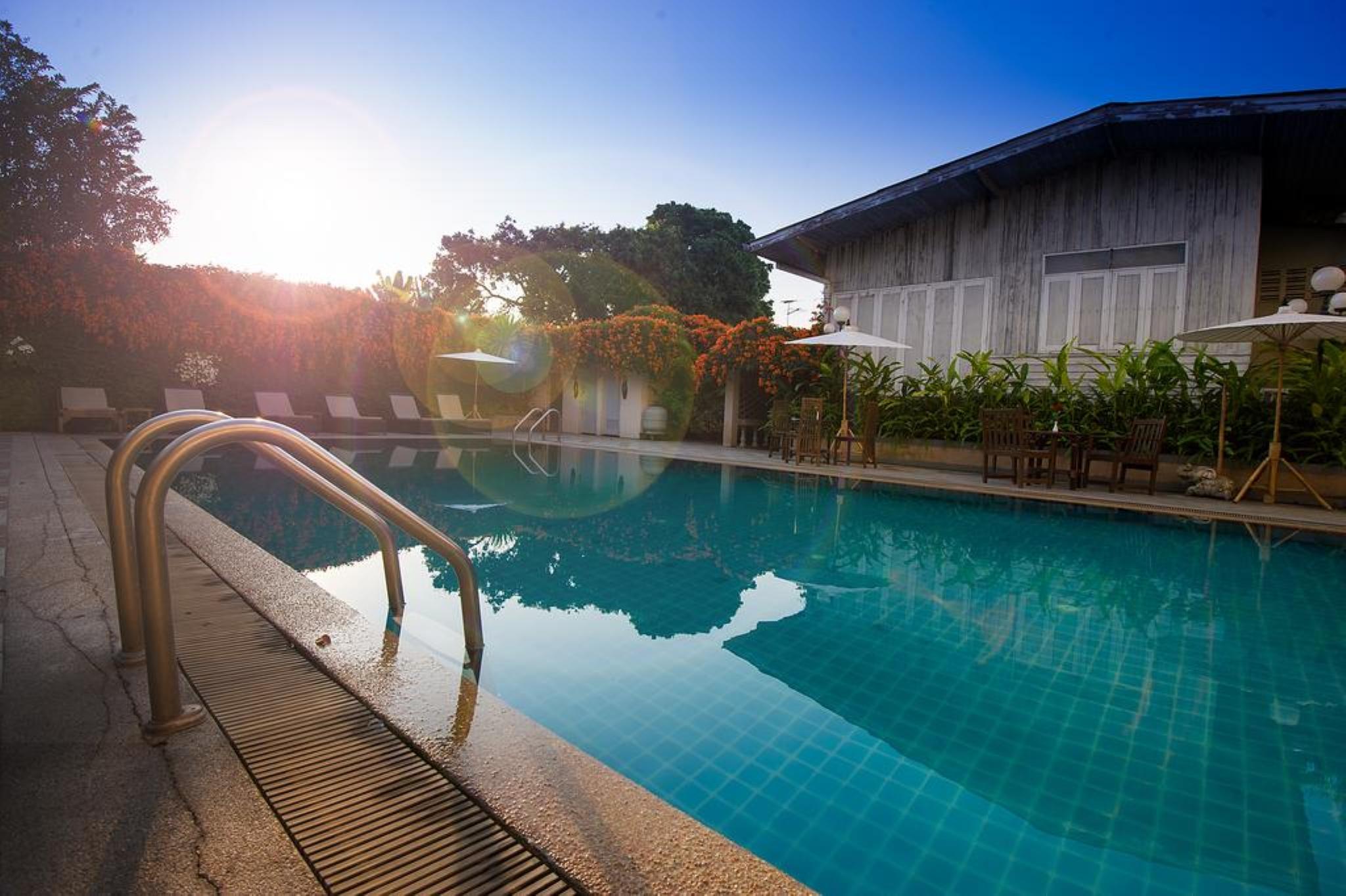 Chiangmai Gate Hotel Chiang Mai Ngoại thất bức ảnh