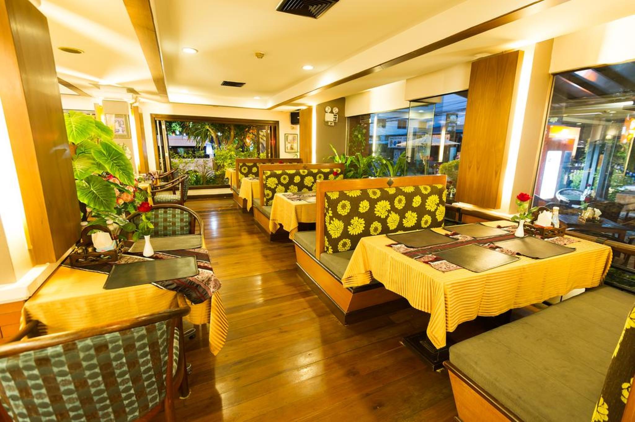 Chiangmai Gate Hotel Chiang Mai Ngoại thất bức ảnh