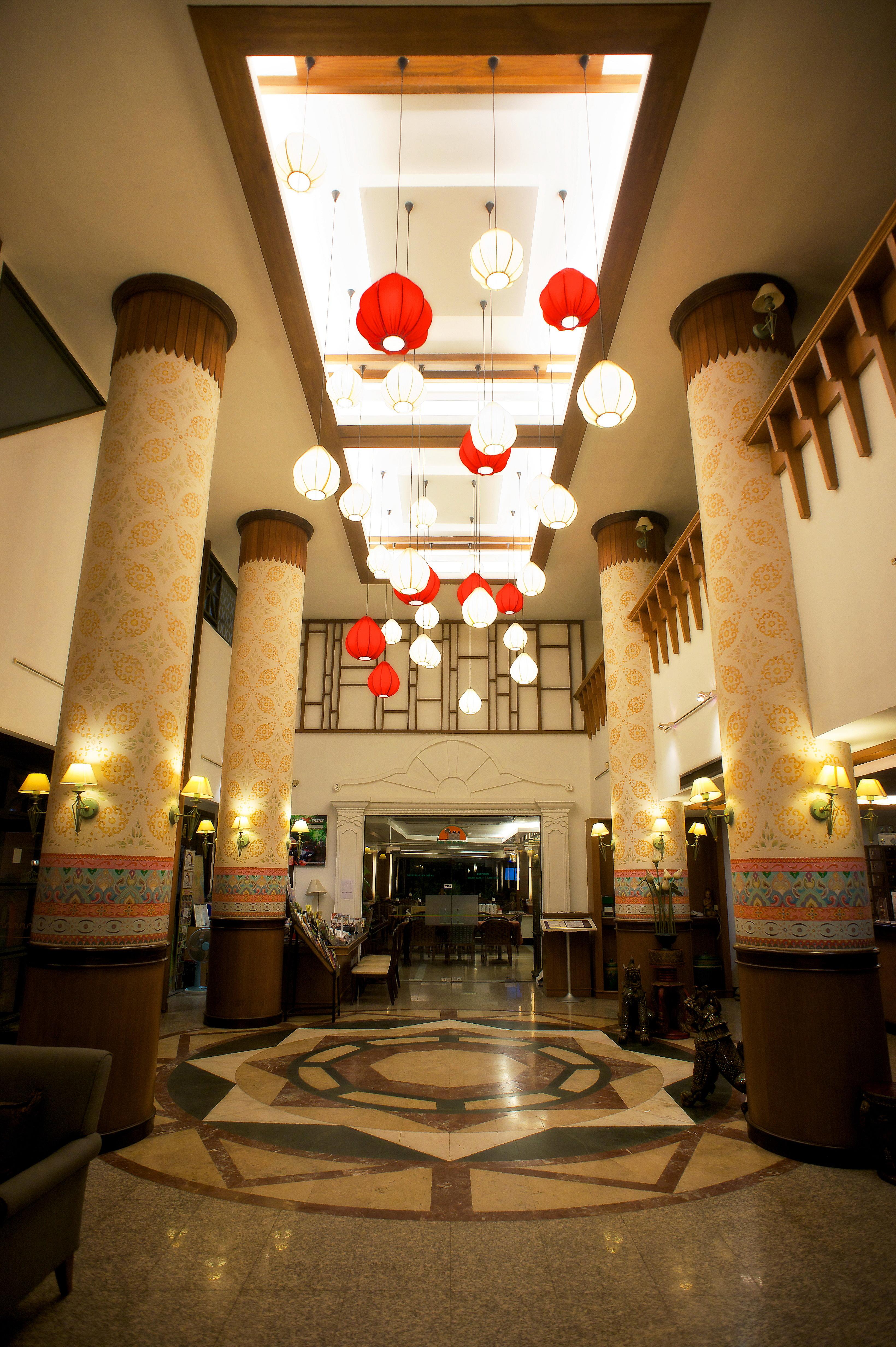 Chiangmai Gate Hotel Chiang Mai Ngoại thất bức ảnh