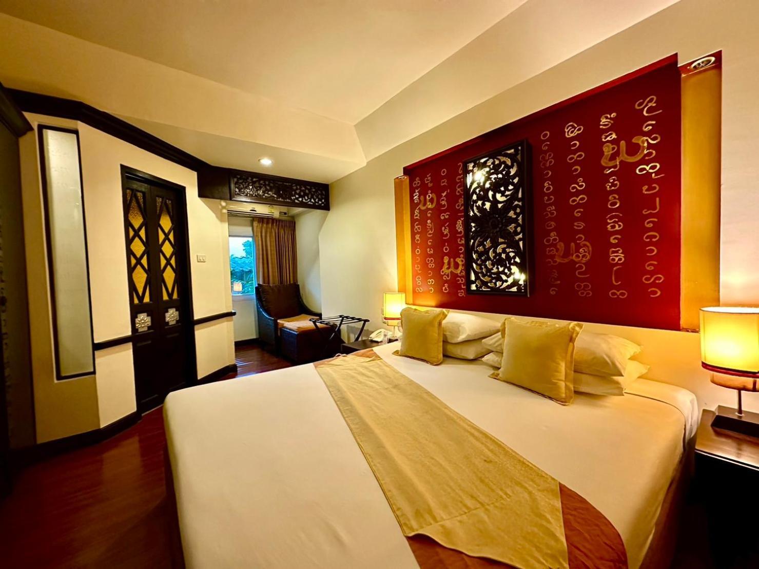 Chiangmai Gate Hotel Chiang Mai Ngoại thất bức ảnh