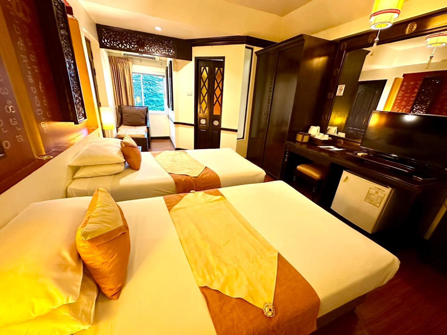 Chiangmai Gate Hotel Chiang Mai Ngoại thất bức ảnh