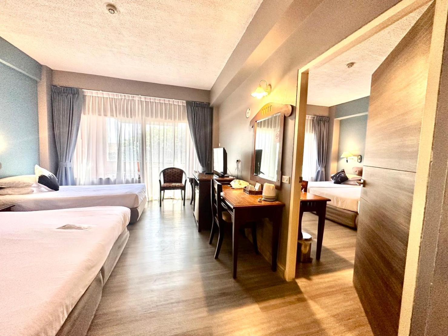 Chiangmai Gate Hotel Chiang Mai Ngoại thất bức ảnh