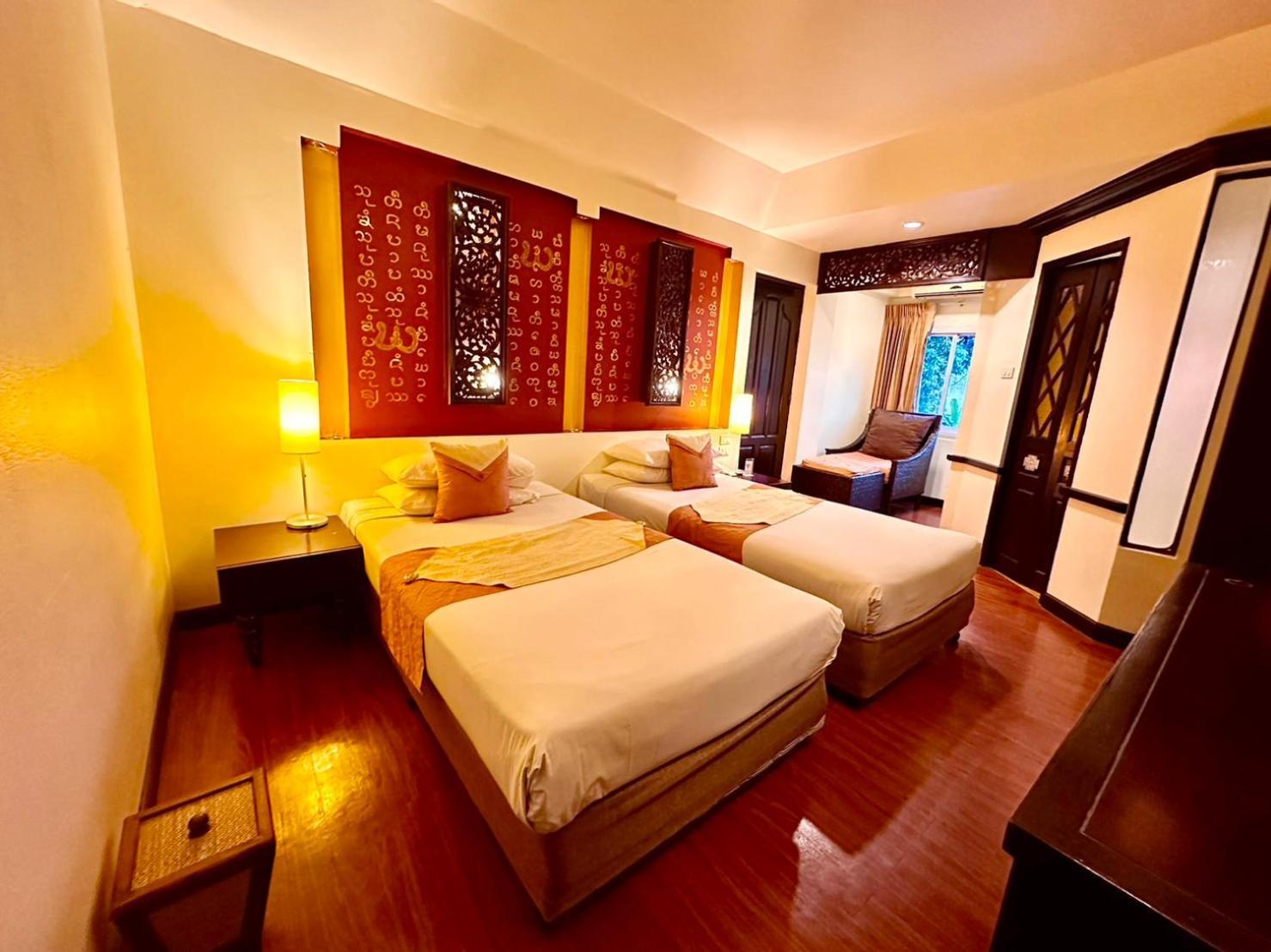 Chiangmai Gate Hotel Chiang Mai Ngoại thất bức ảnh